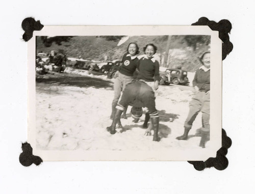 Sumiko Dorothy Tanabe with her friends playing in the snow