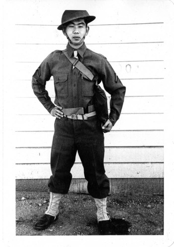 [Toshikuni Taenaka in US Army uniform]