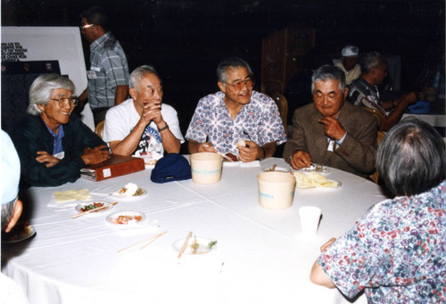 [Mini-reunion, Masato Doi, Toro Hirose, Henry Ikemoto, and Seiya Tanaka]