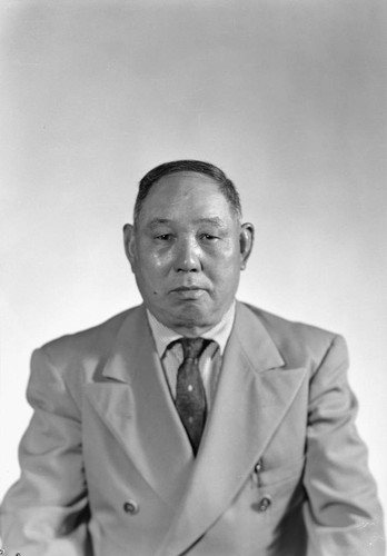 Inouye, Tom