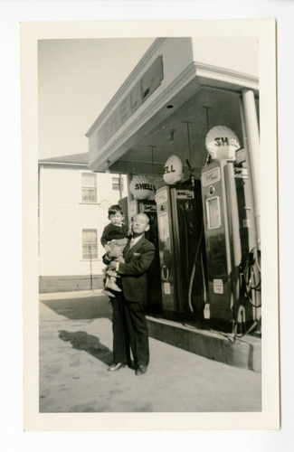 Tanjiro Saito with Ted Akira at Shell service station