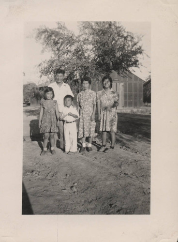 Family of five at Poston incarceration camp