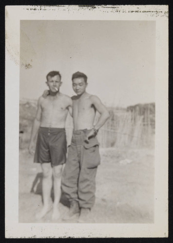 Leo Ryoichi Meguro with his fellow American solider