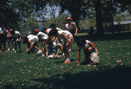 Children playing a game at Little Miss picnic