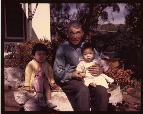 Kumekichi and Grandaughters