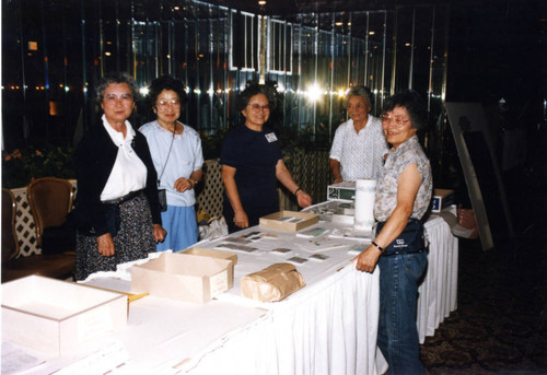 [Mini-reunion, registration table]