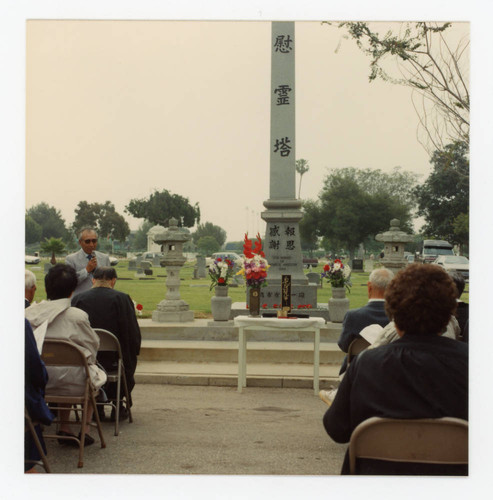 Memorial Day service at Woodlawn Cemetery