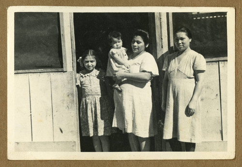 Japanese Peruvian women and children