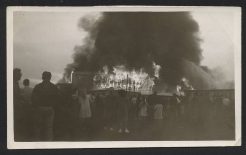 Fire at the Tule Lake social hall, December 31, 1945 — Calisphere