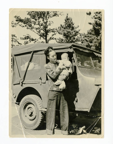 Kinuko Masumoto with her daughter