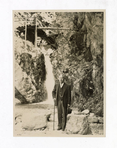 Tanjiro Saito at Tsutsumigataki waterfall at Arima