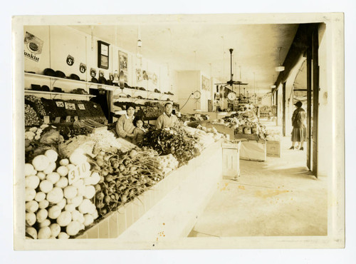 Okamoto fruit and vegetable market