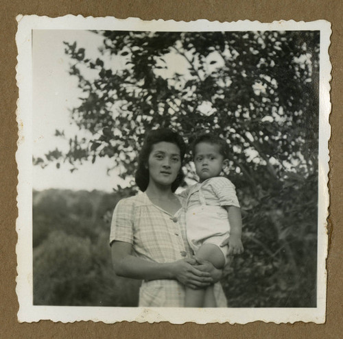 Peruvian woman and child