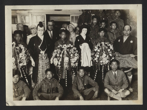 Members of Boy Scout troop 41 with Kabuki performers