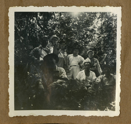 Japanese Peruvian men, hunting