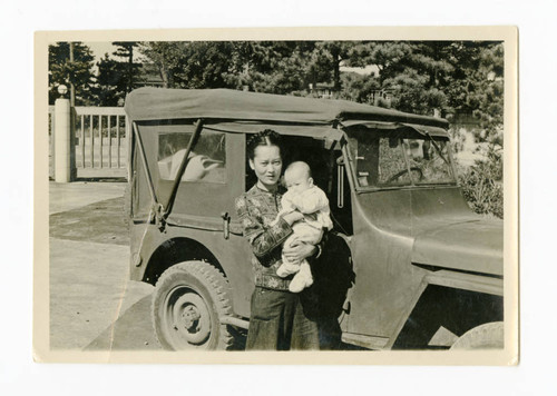 Kinuko Saito with her daughter, Marie