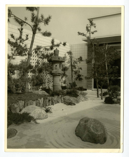 Gardena Library Japanese Garden of the Los Angeles County Public Library