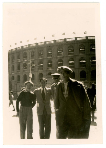 John Yoshinaga and others in front of Bullring of Valencia