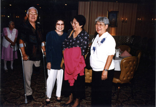 [Mini-reunion, Jerry Ayabe and Mrs. Ayabe, Yayo Inaba]