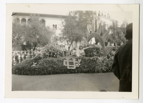 Float in the Rose Parade