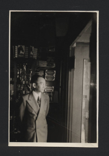 Photograph of Yoneo Suzuki at store