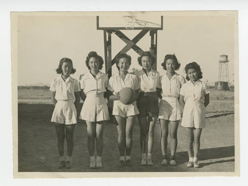 Nisei women's basketball team