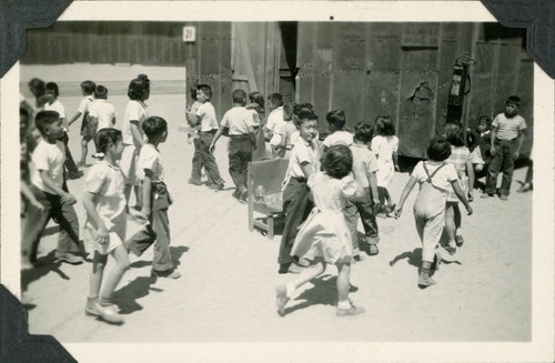 Physical education period, May 1944, third grade, circle game