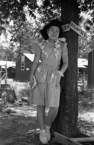 Sasaki sister in Jerome camp