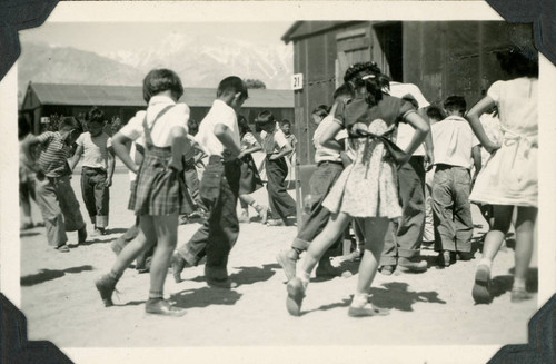 Physical education period, shoemaker's dance