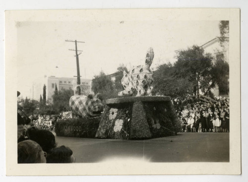 Float in the Rose Parade