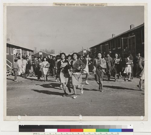 Changing classes at Rohwer high school. 1942. (photographer: Tom Parker)