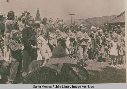 A large event takes place at St. Matthew's Episcopal Church located at La Cruz and Via de La Paz in Pacific Palisades