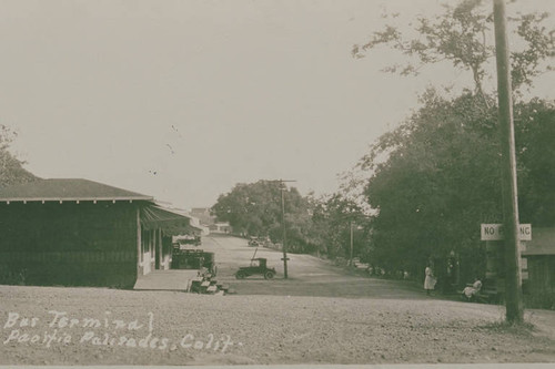 Early bus terminal in Pacific Palisades, Calif