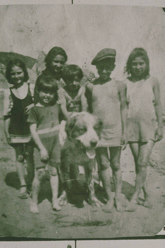 Marquez children on Santa Monica beach with their dog