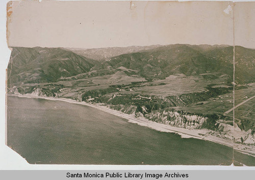 Panoramic view of Pacific Palisades, the Huntington Palisades, and Santa Monica Bay