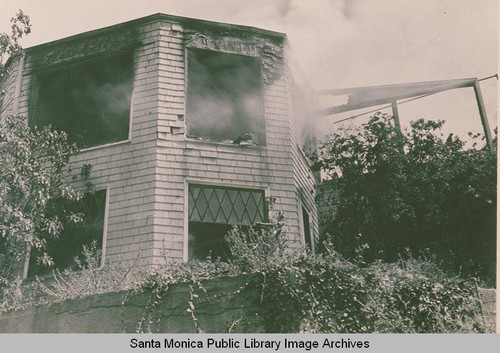 Fire in a house on Sumac Lane near Santa Monica Canyon