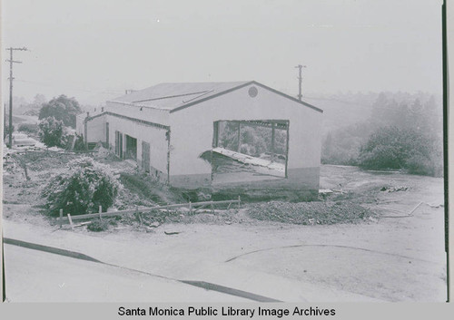 Landslide damage in the Lachman Subdivision, Pacific Palisades, Calif