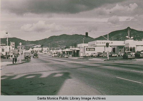 View of Business Block at the intersection of La Cruz and Sunset Blvd. looking east from the Bay Theatre in Pacific Palisades, Calif