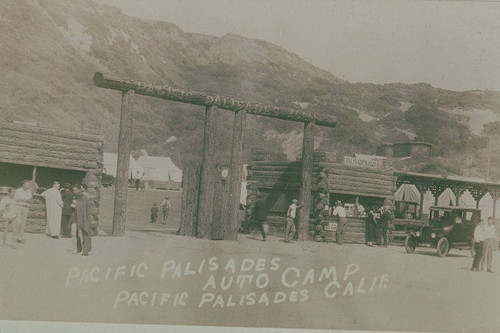 People milling around the auto camp of the Pacific Palisades Association in Pacific Palisades, Calif