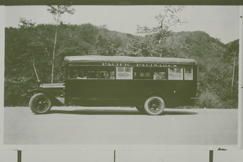 Pacific Palisades Bus in Temescal Canyon, Calif