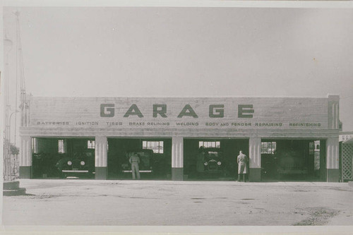 Garage to Jack Sauer's gas station in Pacific Palisades, Calif