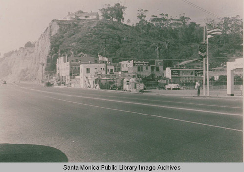 Intersection of Chautauqua Blvd. and Pacific Coast Highway