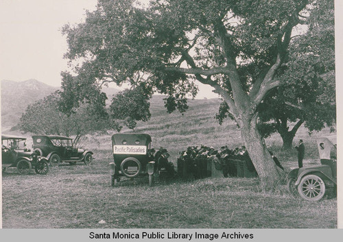 Pacific Palisades Founder's Day, January 14, 1922, at the Founder's Oak in Temescal Canyon