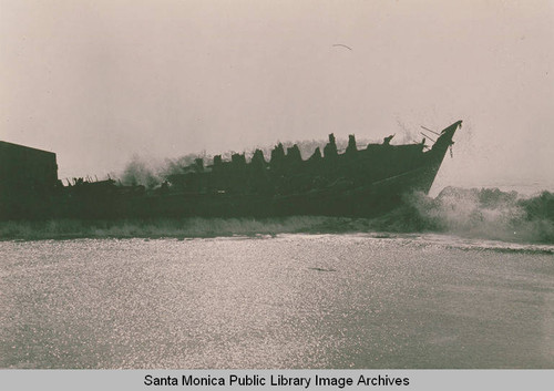 Wreck of a fishing barge that went aground at Pacific Coast Highway and Sunset Blvd