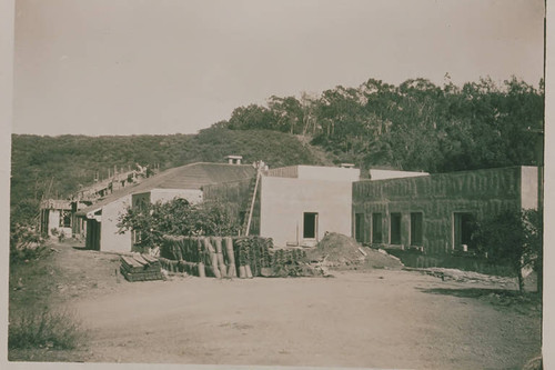 Construction of the Uplifter's Club in Rustic Canyon, Calif