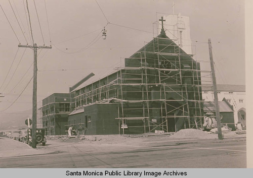 Building of the sanctuary for the Pacific Palisades Methodist Church