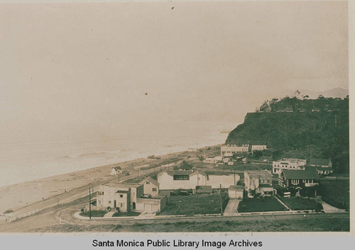 View of Pacific Coast Highway and Santa Monica Canyon from Inspiration Point