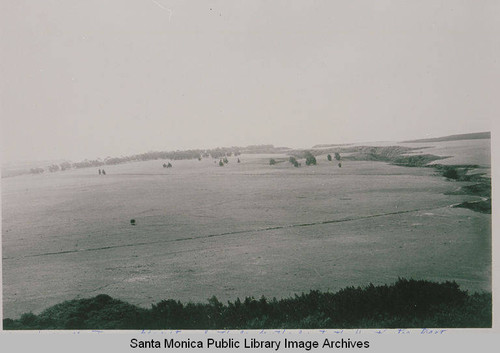 Looking down from Chautauqua Heights across the Huntington Palisades showing Potrero Canyon on the right