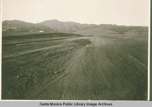 Early grading of the roads in Temescal Canyon, Calif