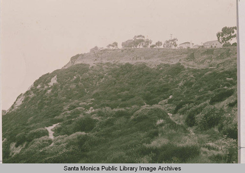 View of Via de Las Olas from Inspiration Point, where the killer landslide of 1958 occurred